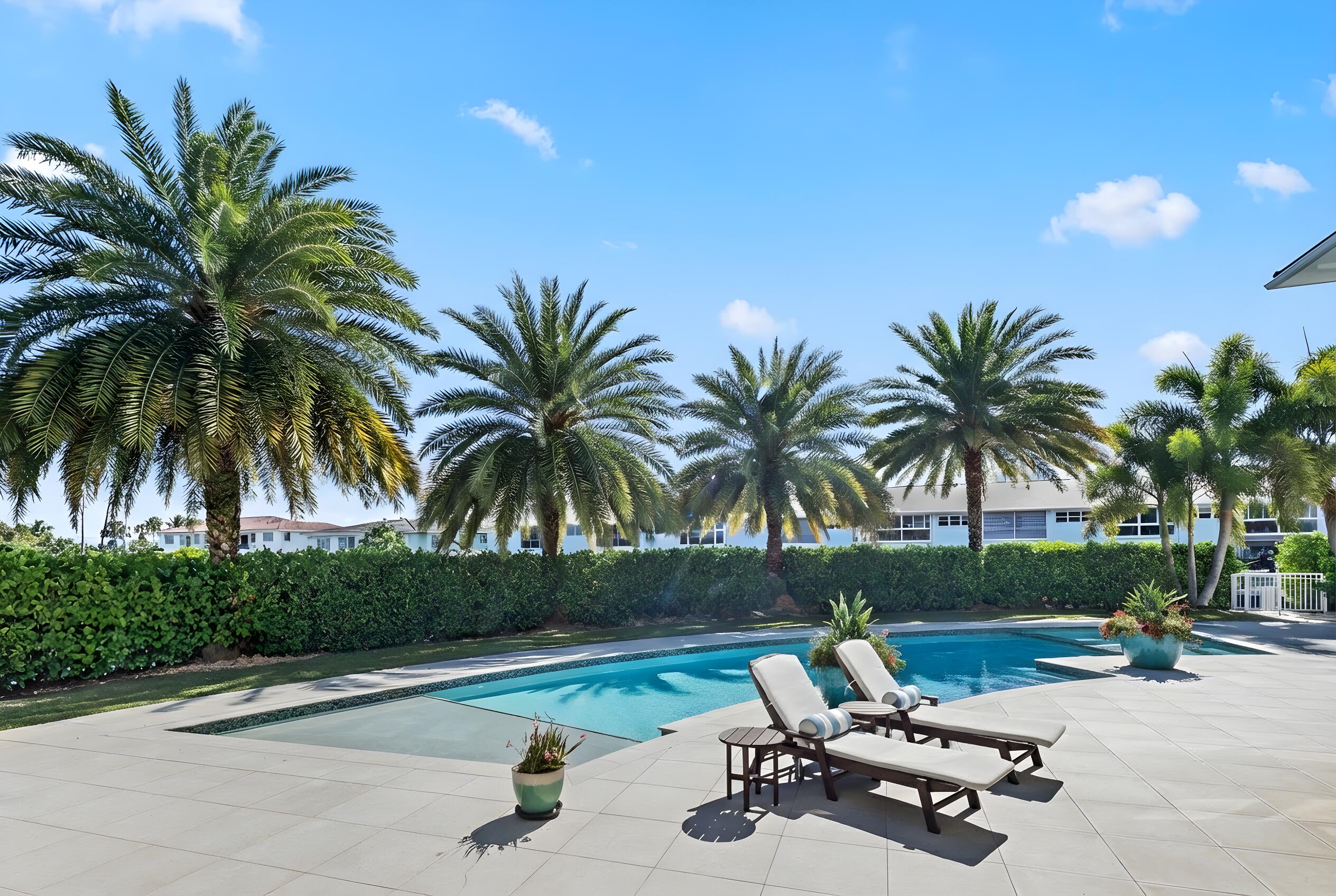 VENETIAN ISLES 1ST SEC - Residential