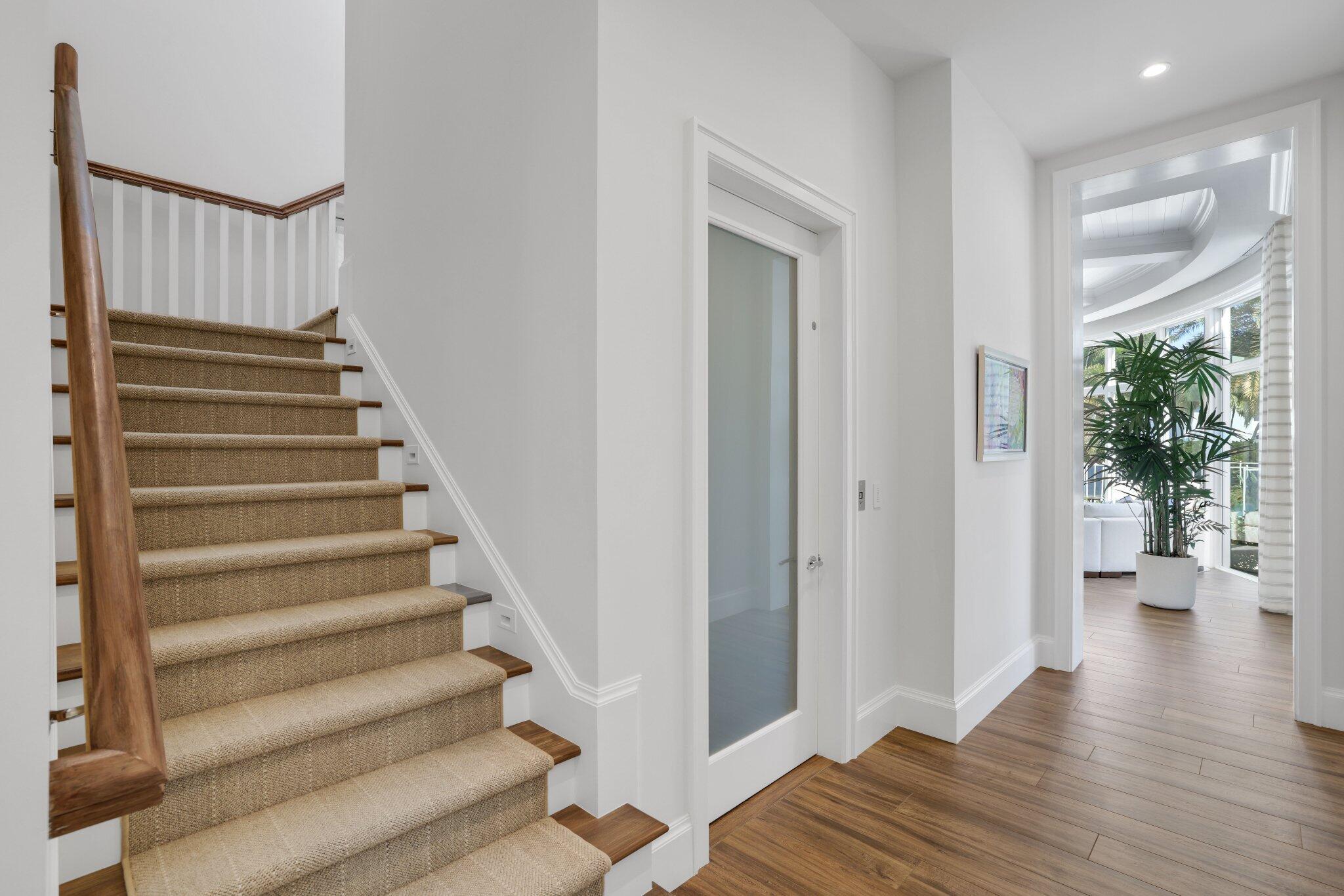 VENETIAN ISLES 1ST SEC - Residential