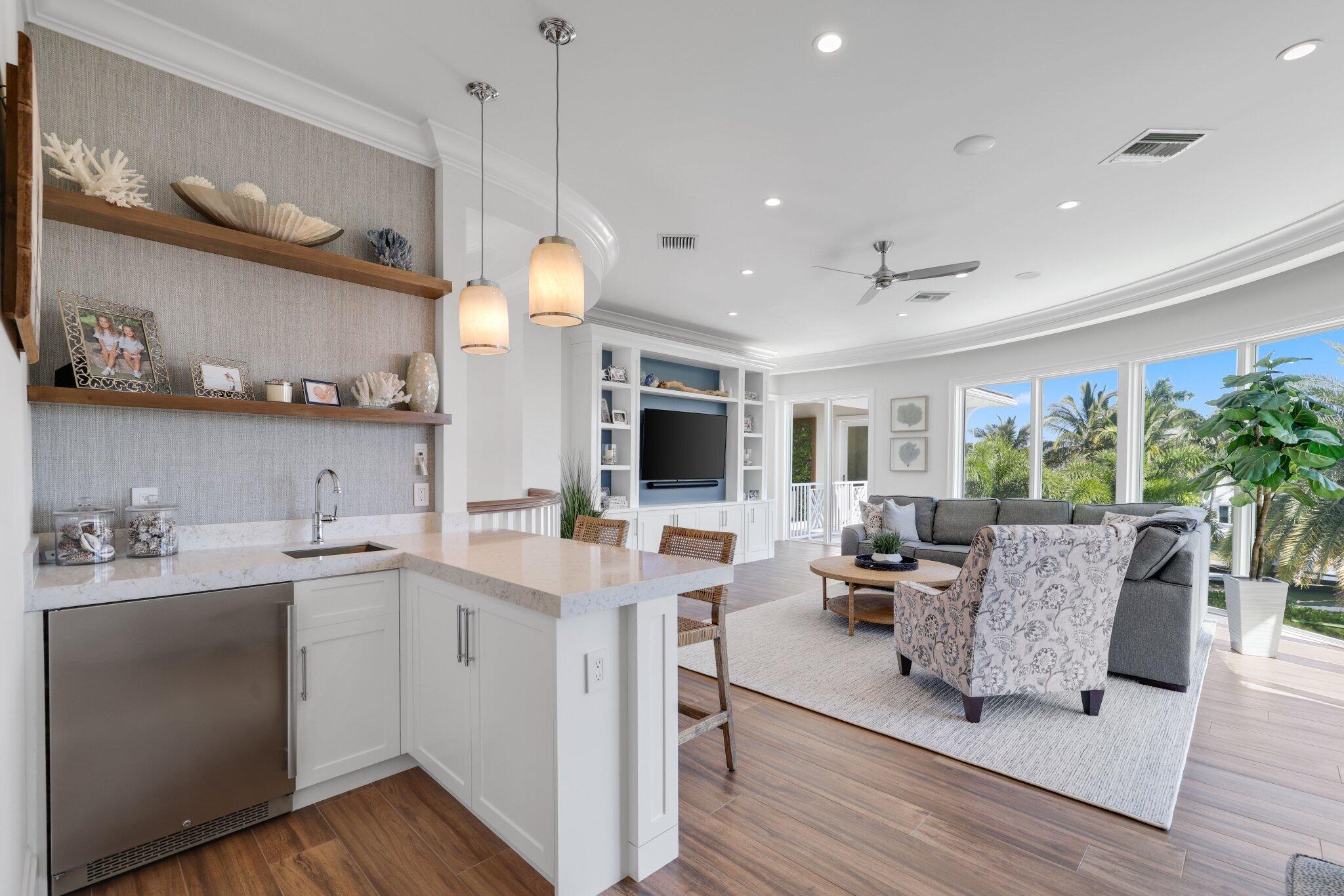 VENETIAN ISLES 1ST SEC - Residential