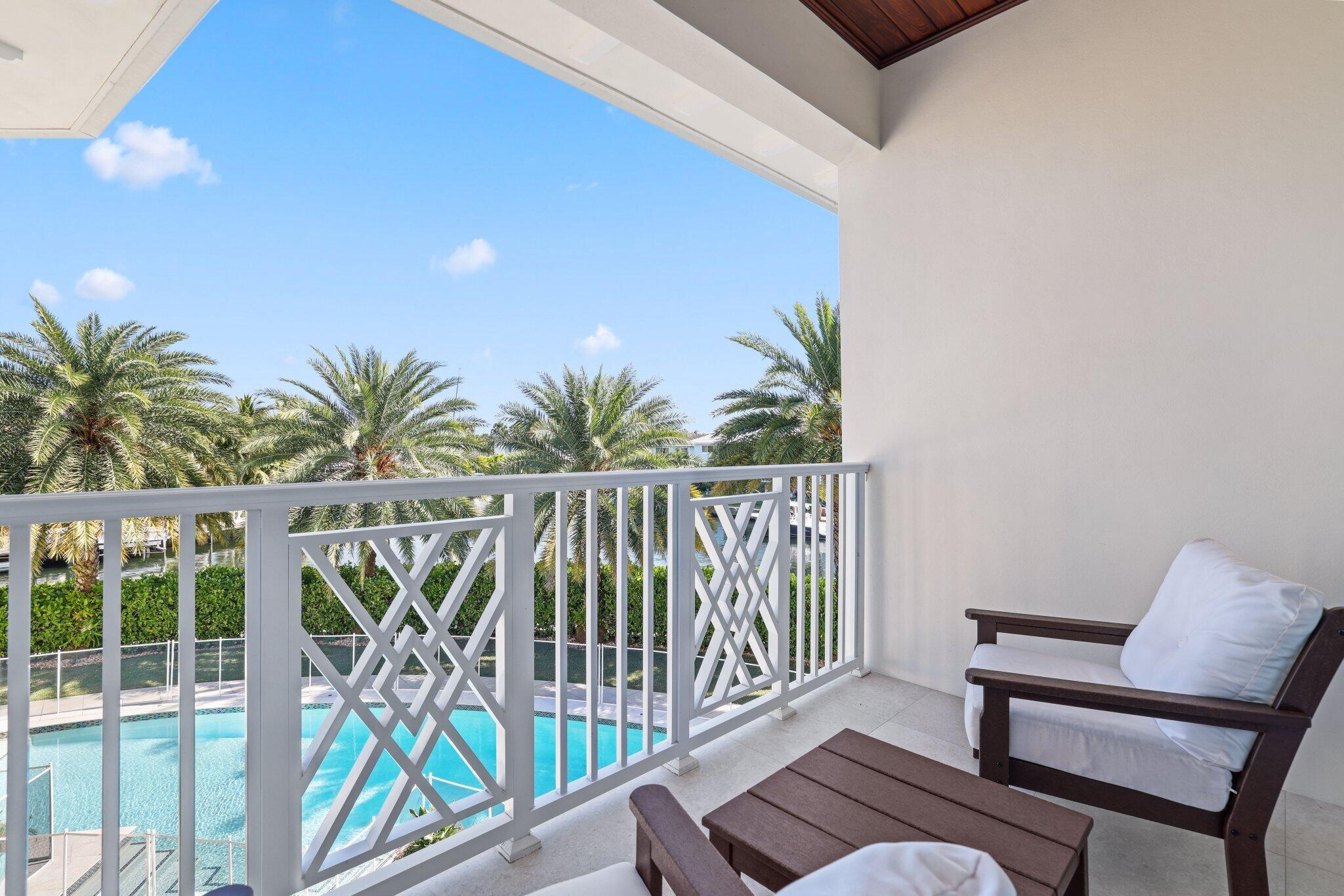 VENETIAN ISLES 1ST SEC - Residential