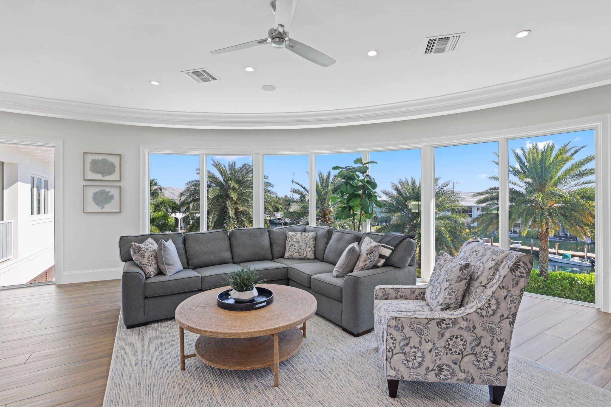 VENETIAN ISLES 1ST SEC - Residential