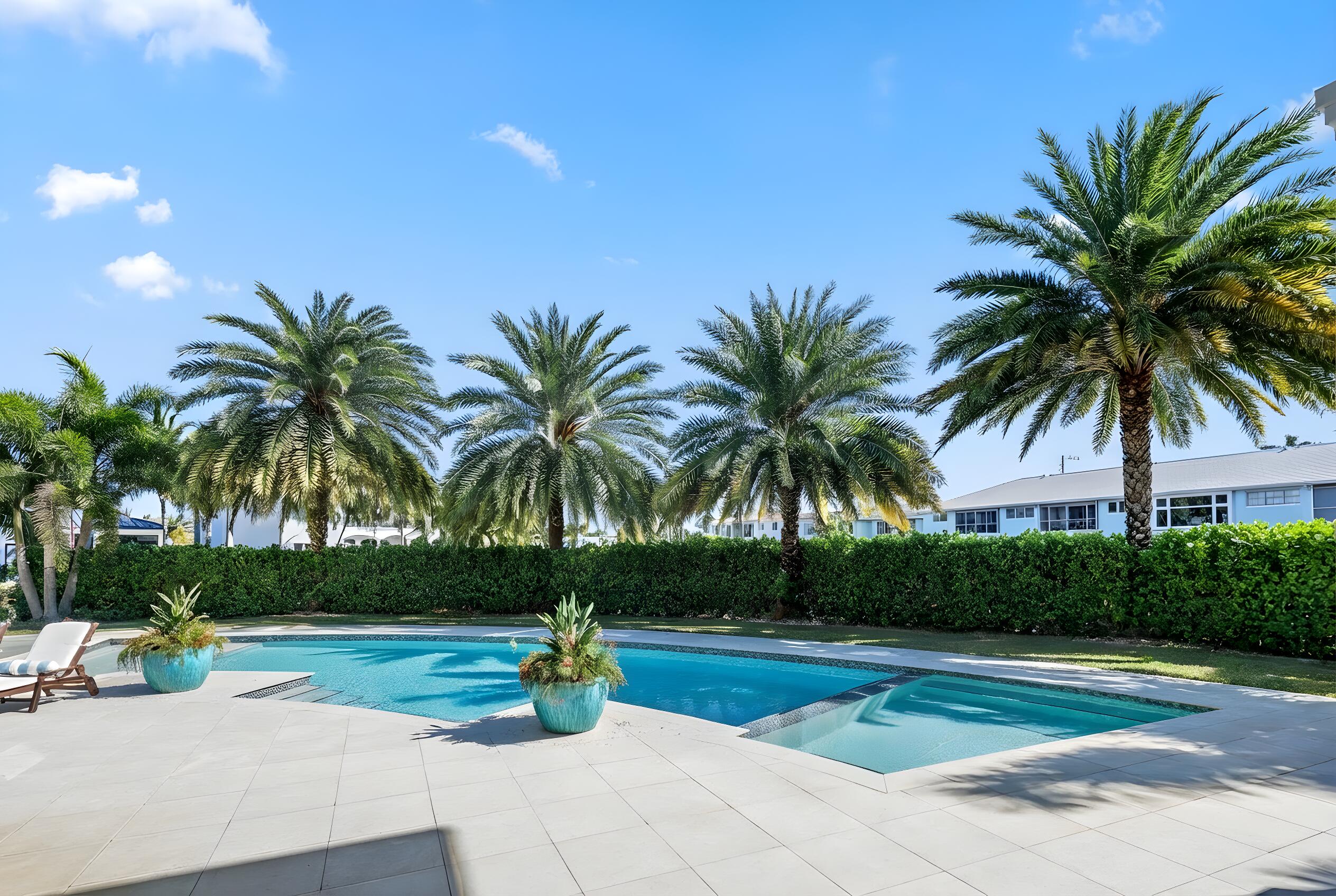 VENETIAN ISLES 1ST SEC - Residential