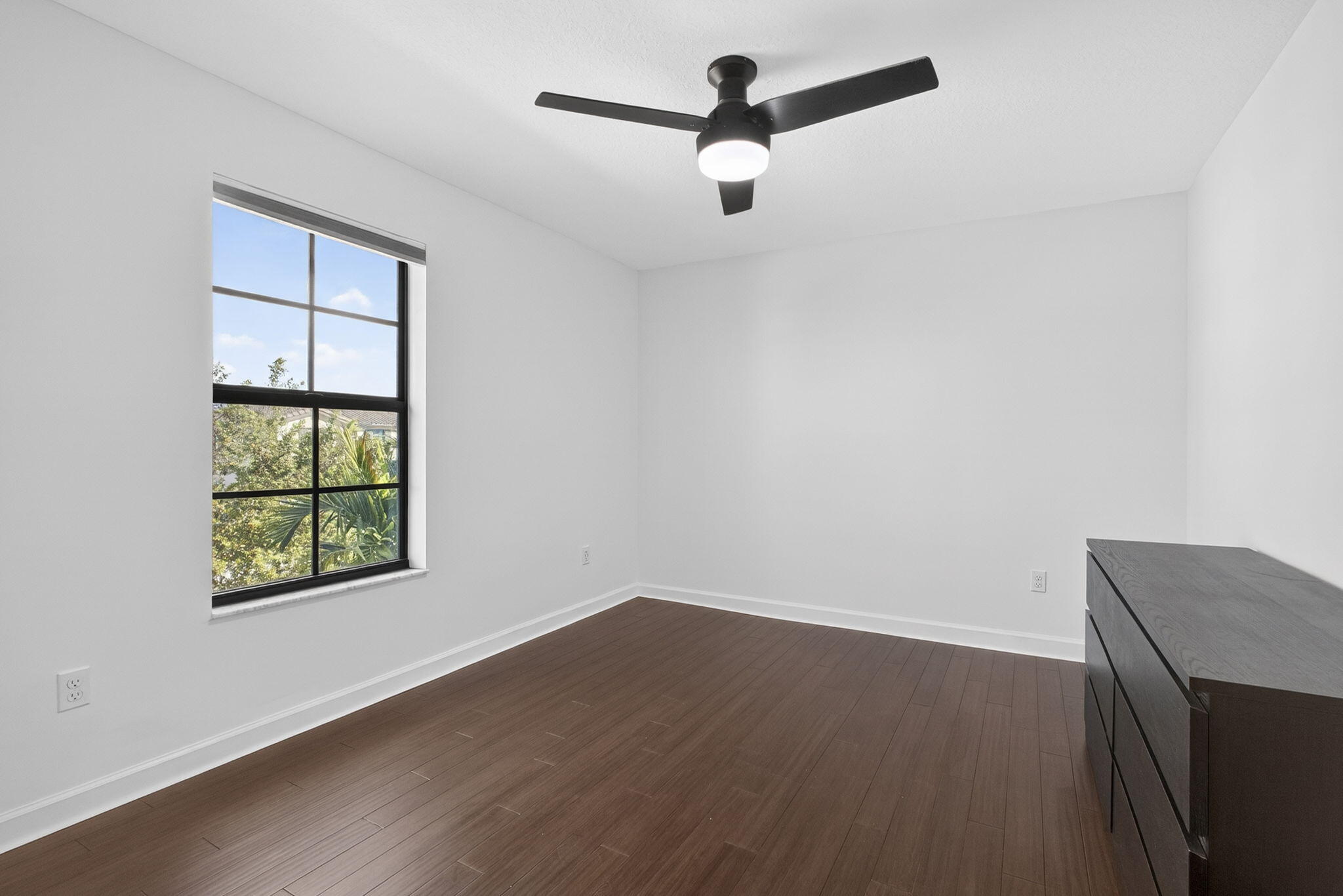 CRESTWOOD NORTH REPLAT TWO - Residential