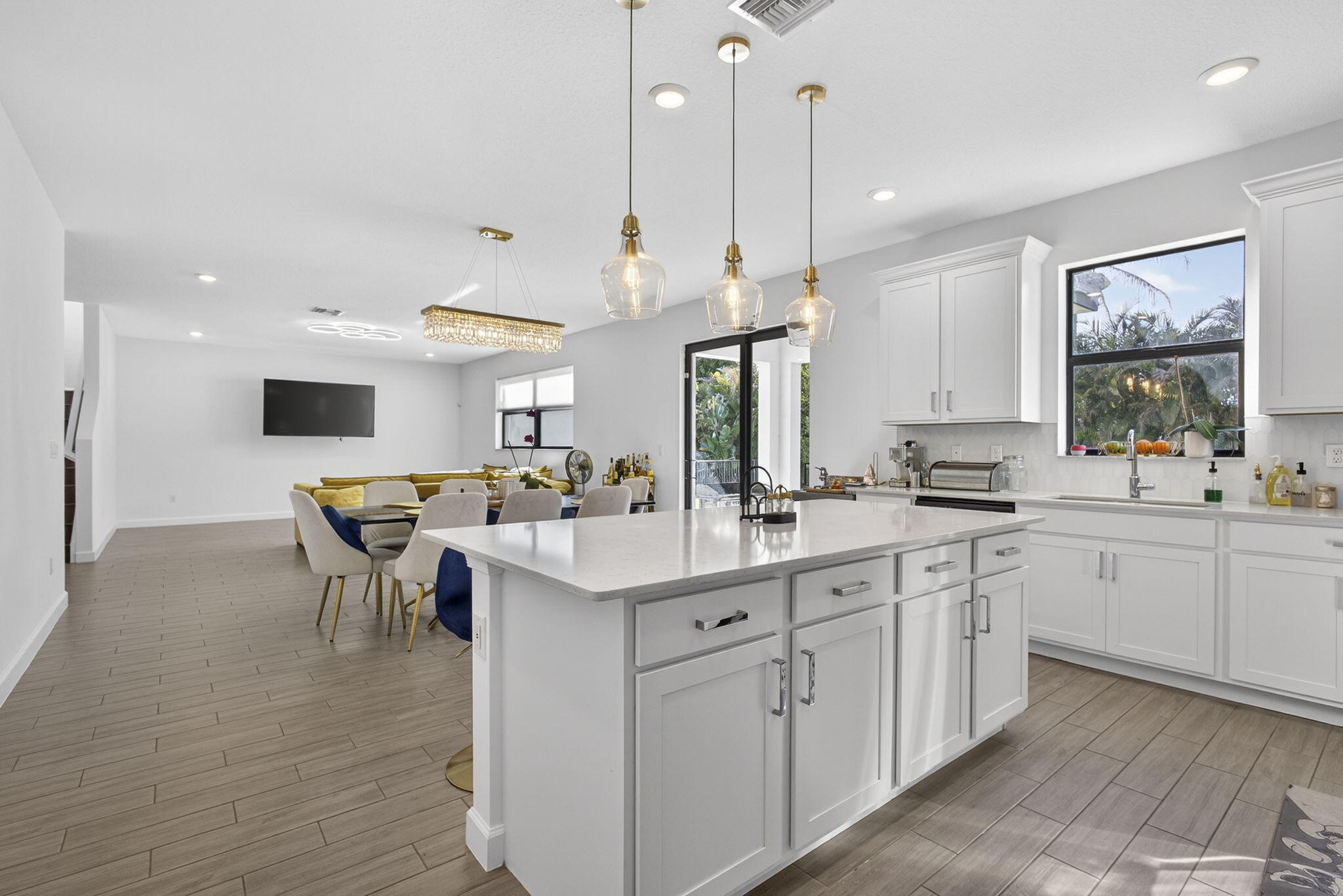 CRESTWOOD NORTH REPLAT TWO - Residential