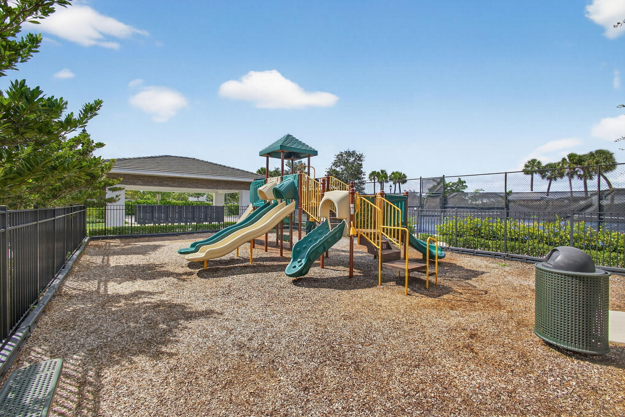 CRESTWOOD NORTH REPLAT TWO - Residential