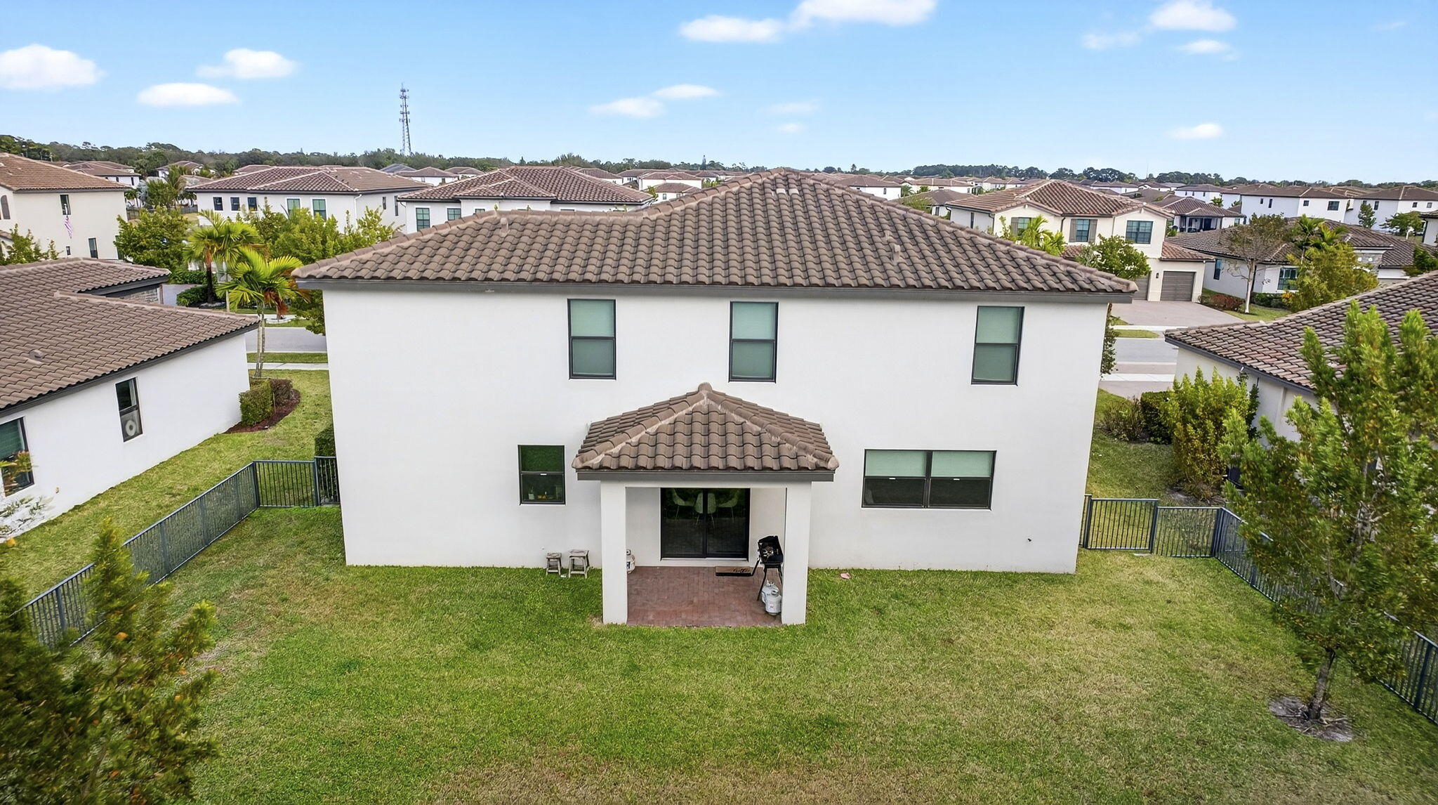 CRESTWOOD NORTH REPLAT TWO - Residential