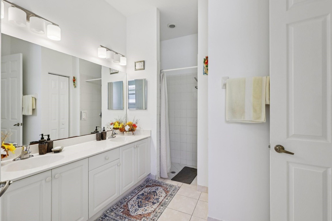 SAVANNAH ESTATES - Residential