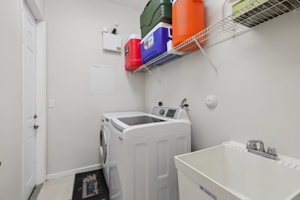 SAVANNAH ESTATES - Residential