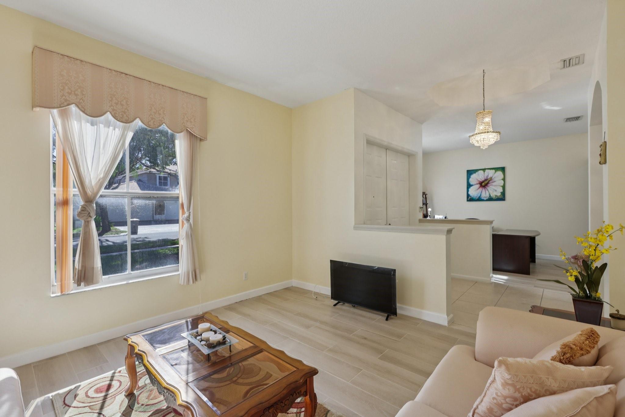 SAVANNAH ESTATES - Residential