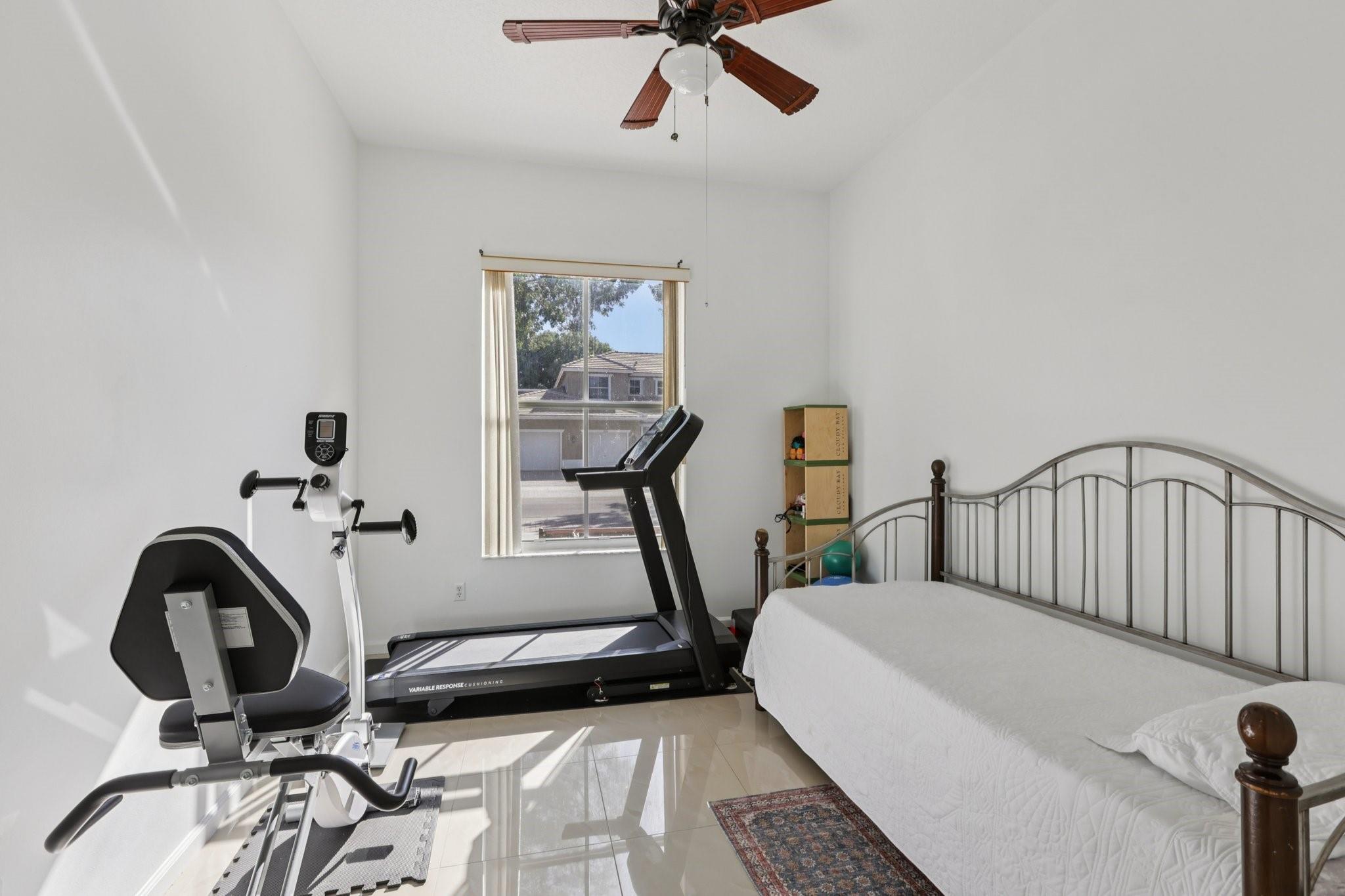 SAVANNAH ESTATES - Residential