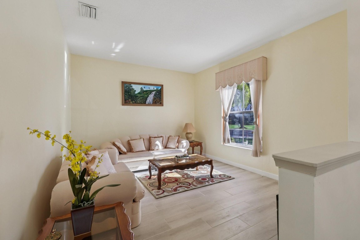 SAVANNAH ESTATES - Residential