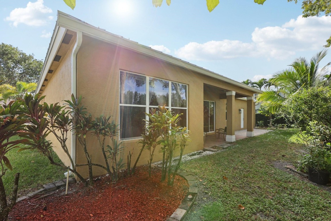 SAVANNAH ESTATES - Residential