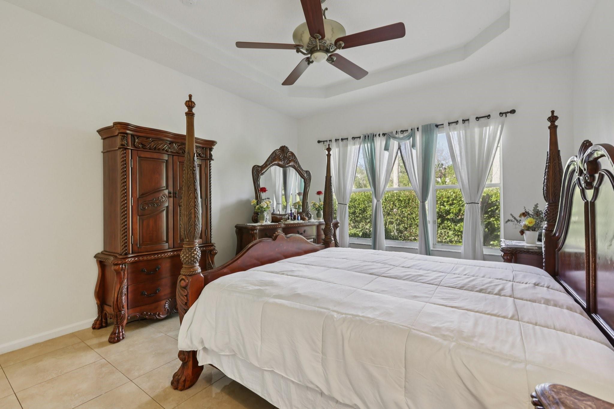 SAVANNAH ESTATES - Residential