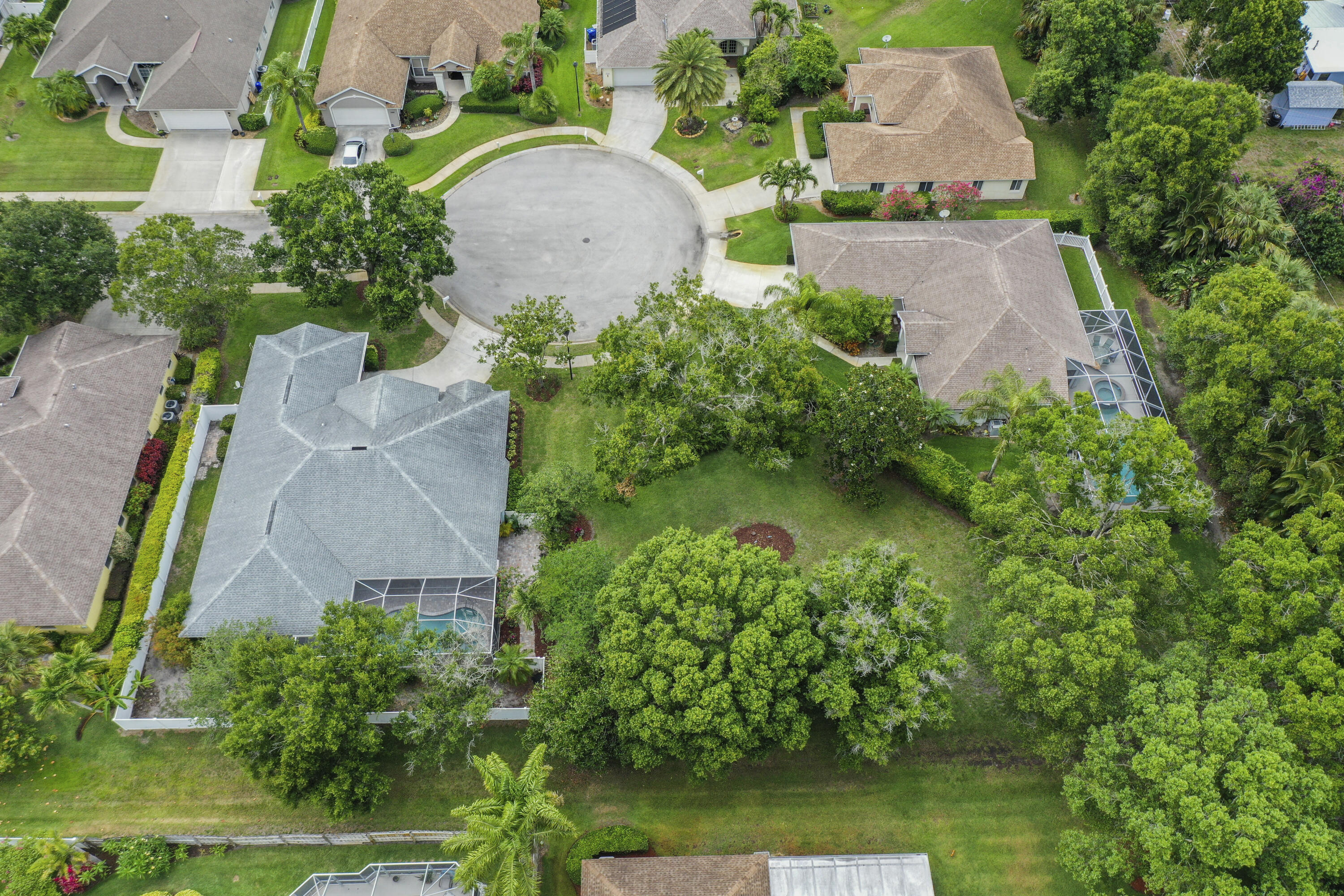 LAURELS SUB PH II (THE) - Residential