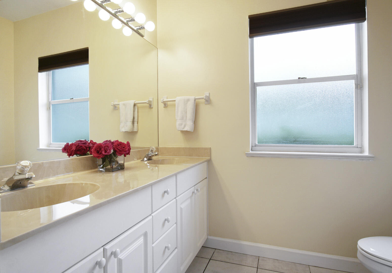 LAURELS SUB PH II (THE) - Residential