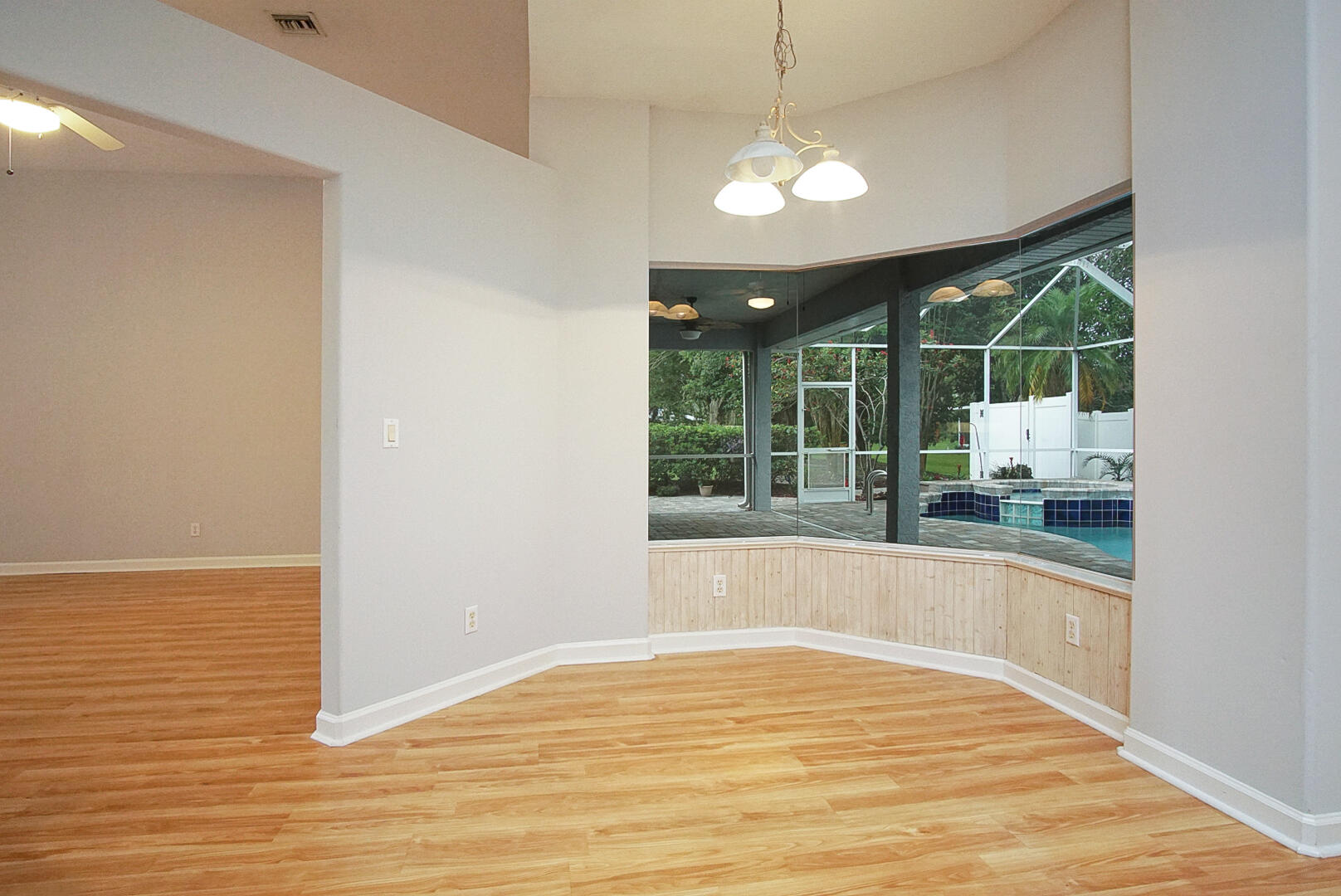 LAURELS SUB PH II (THE) - Residential