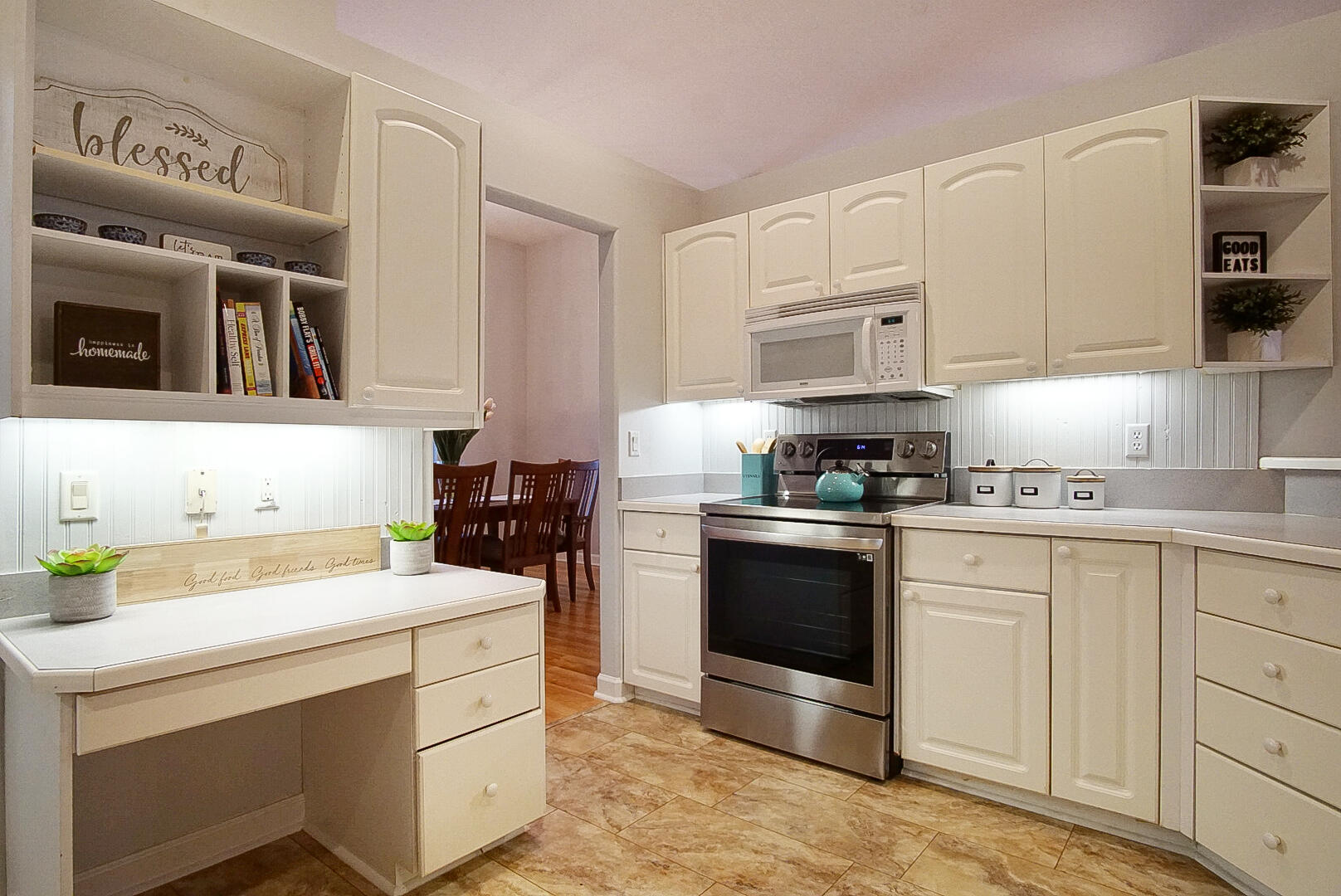 LAURELS SUB PH II (THE) - Residential