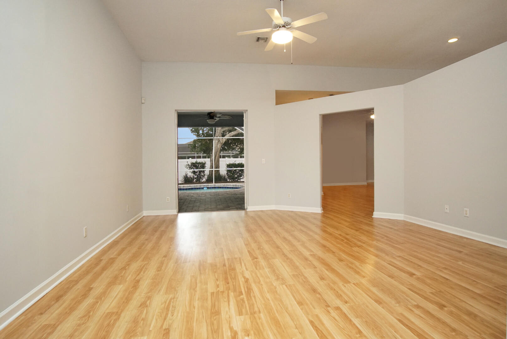 LAURELS SUB PH II (THE) - Residential