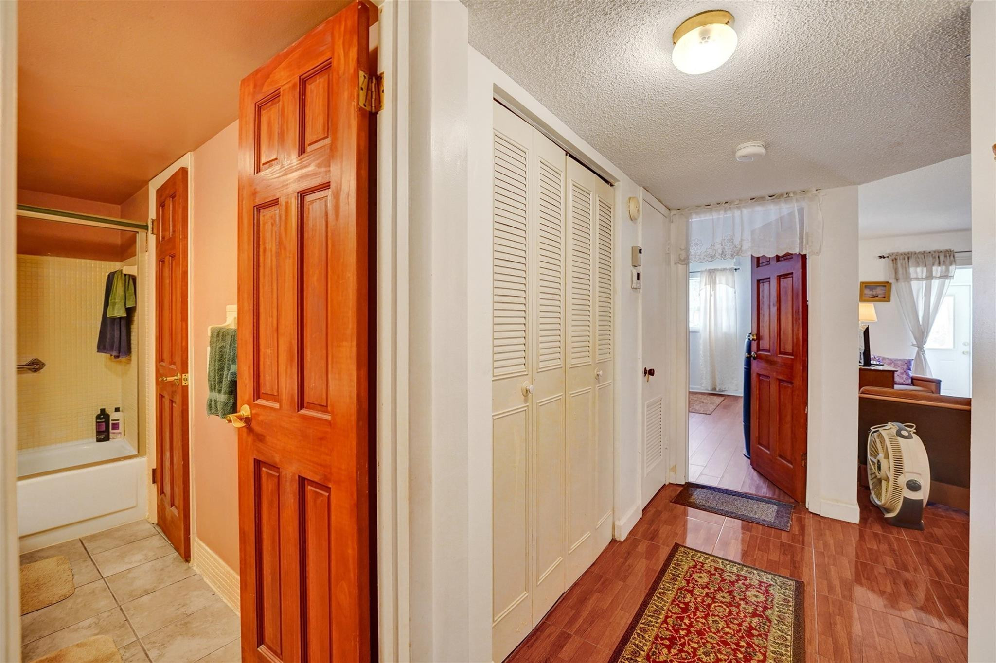 CASTLE APARTMENTS - Residential