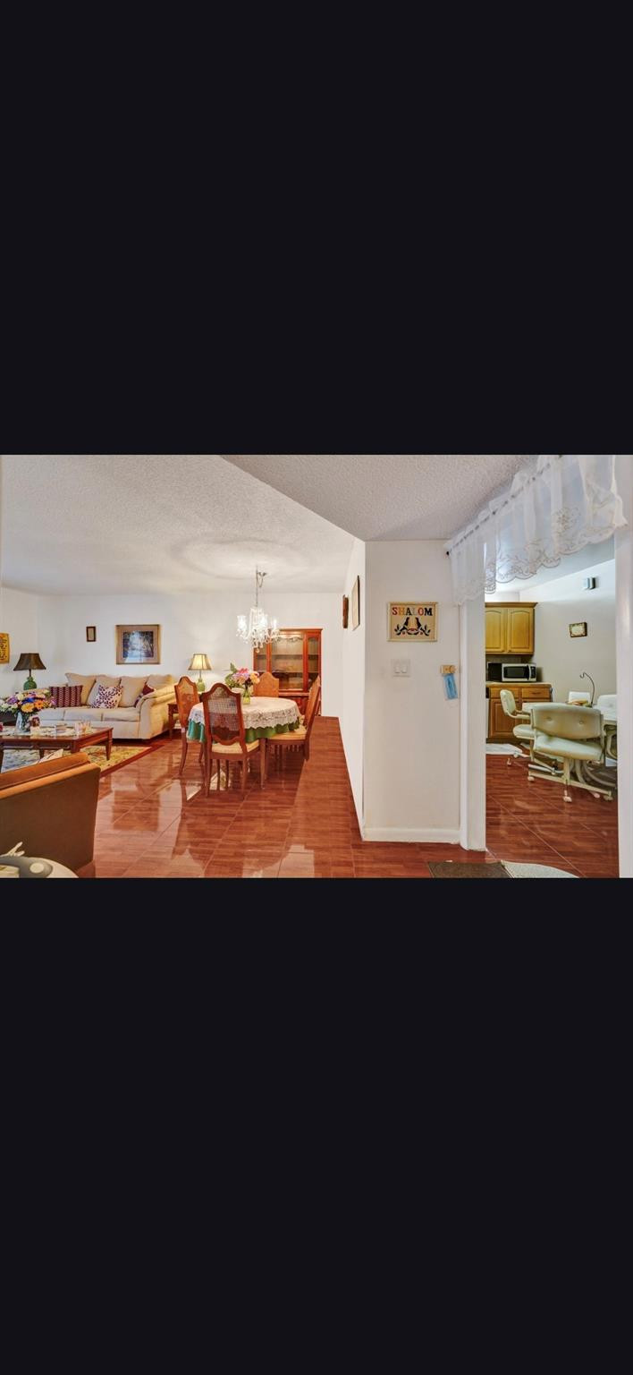 CASTLE APARTMENTS - Residential