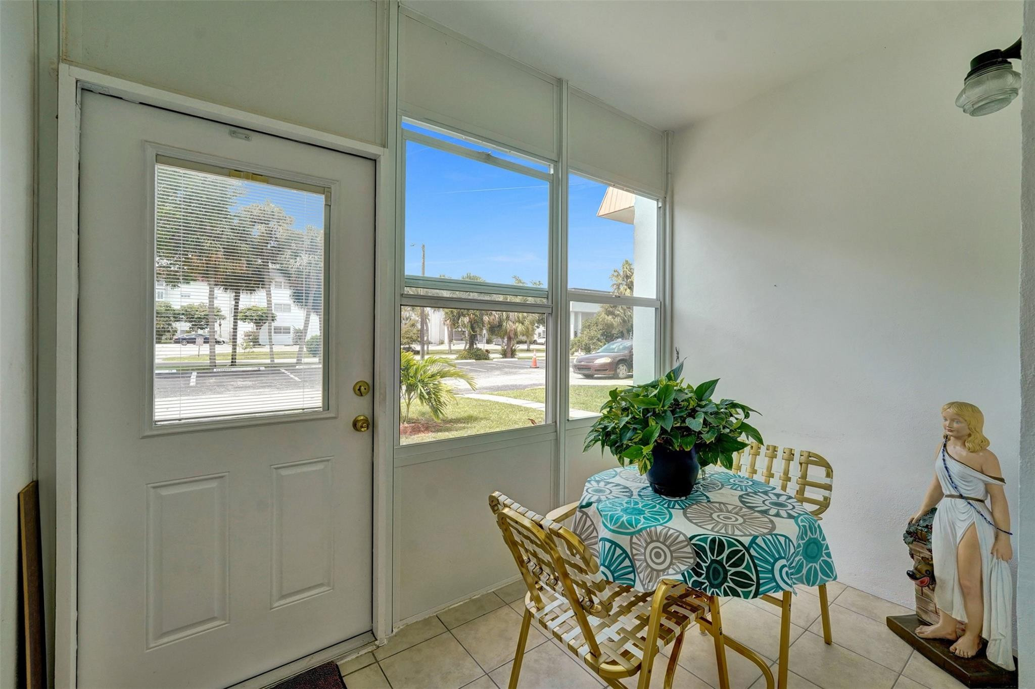 CASTLE APARTMENTS - Residential