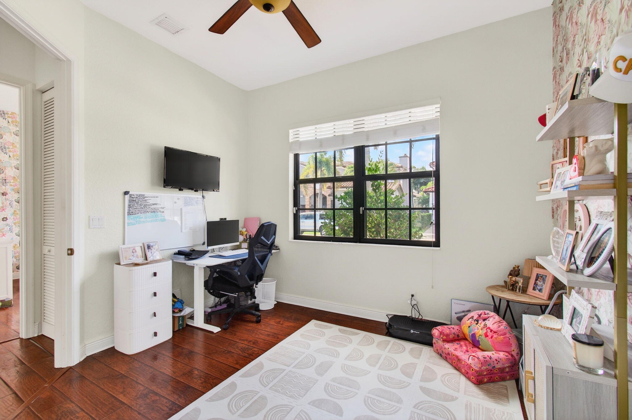 JONATHANS CREEK - Residential