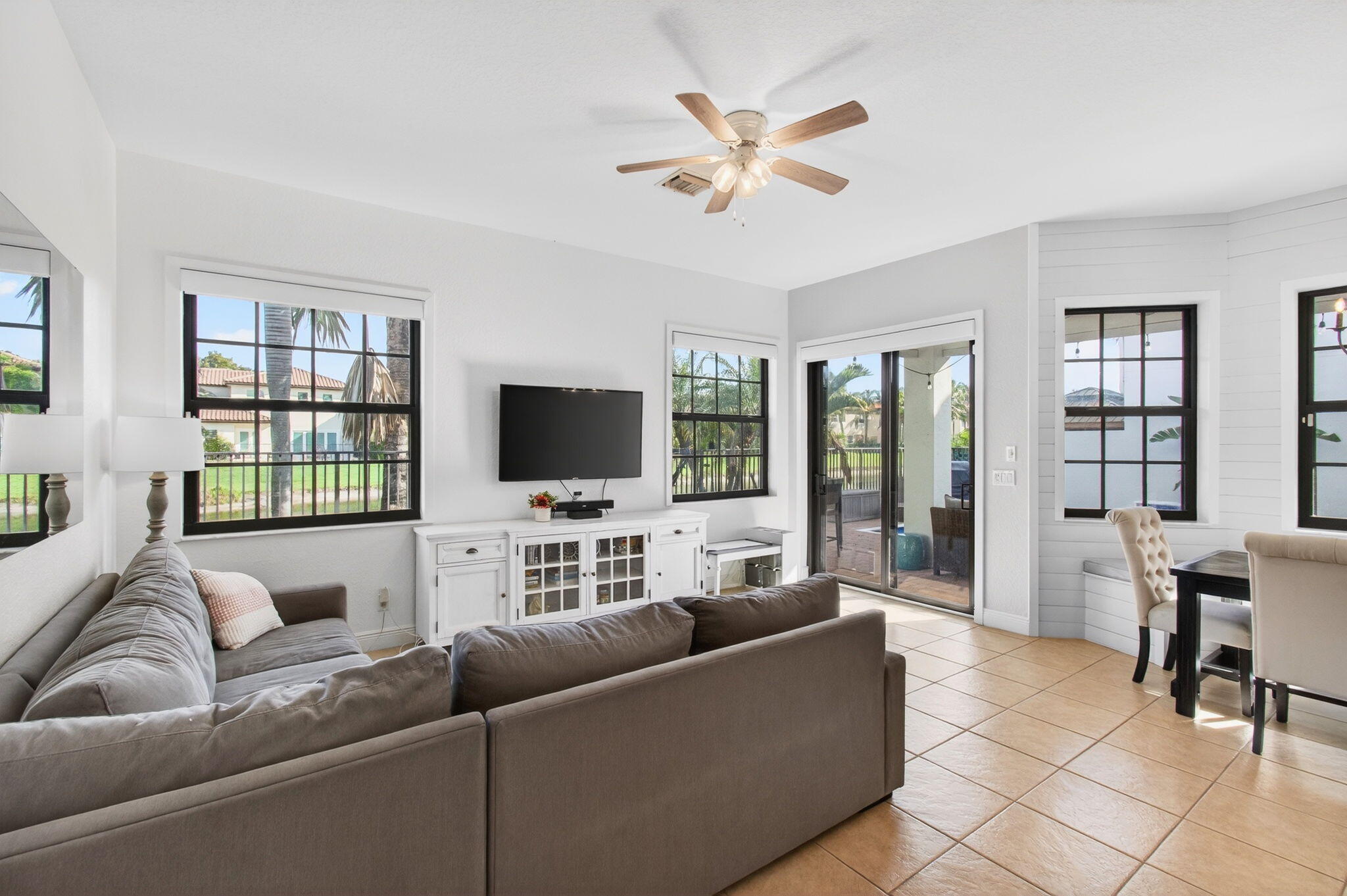 JONATHANS CREEK - Residential