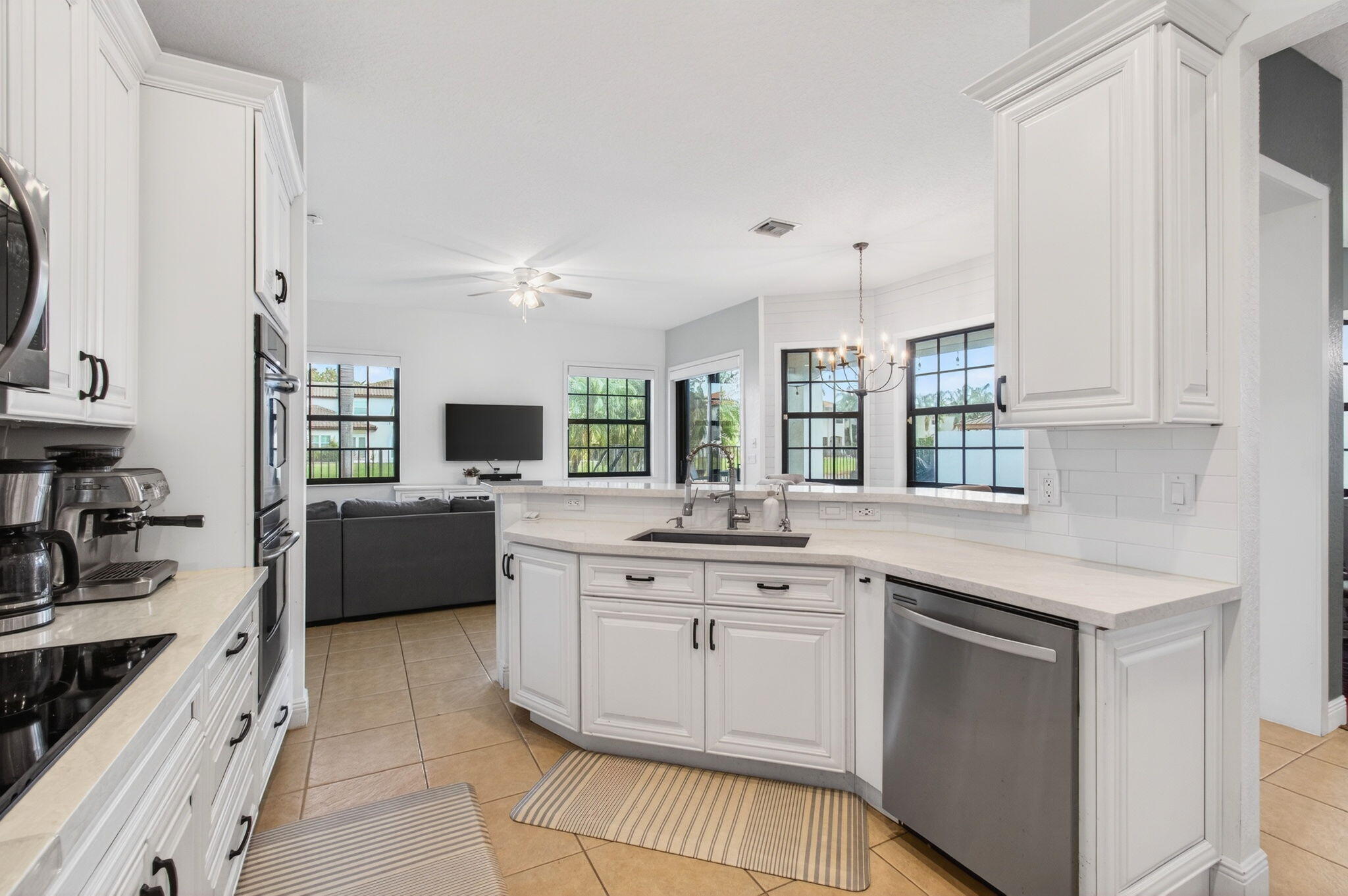 JONATHANS CREEK - Residential