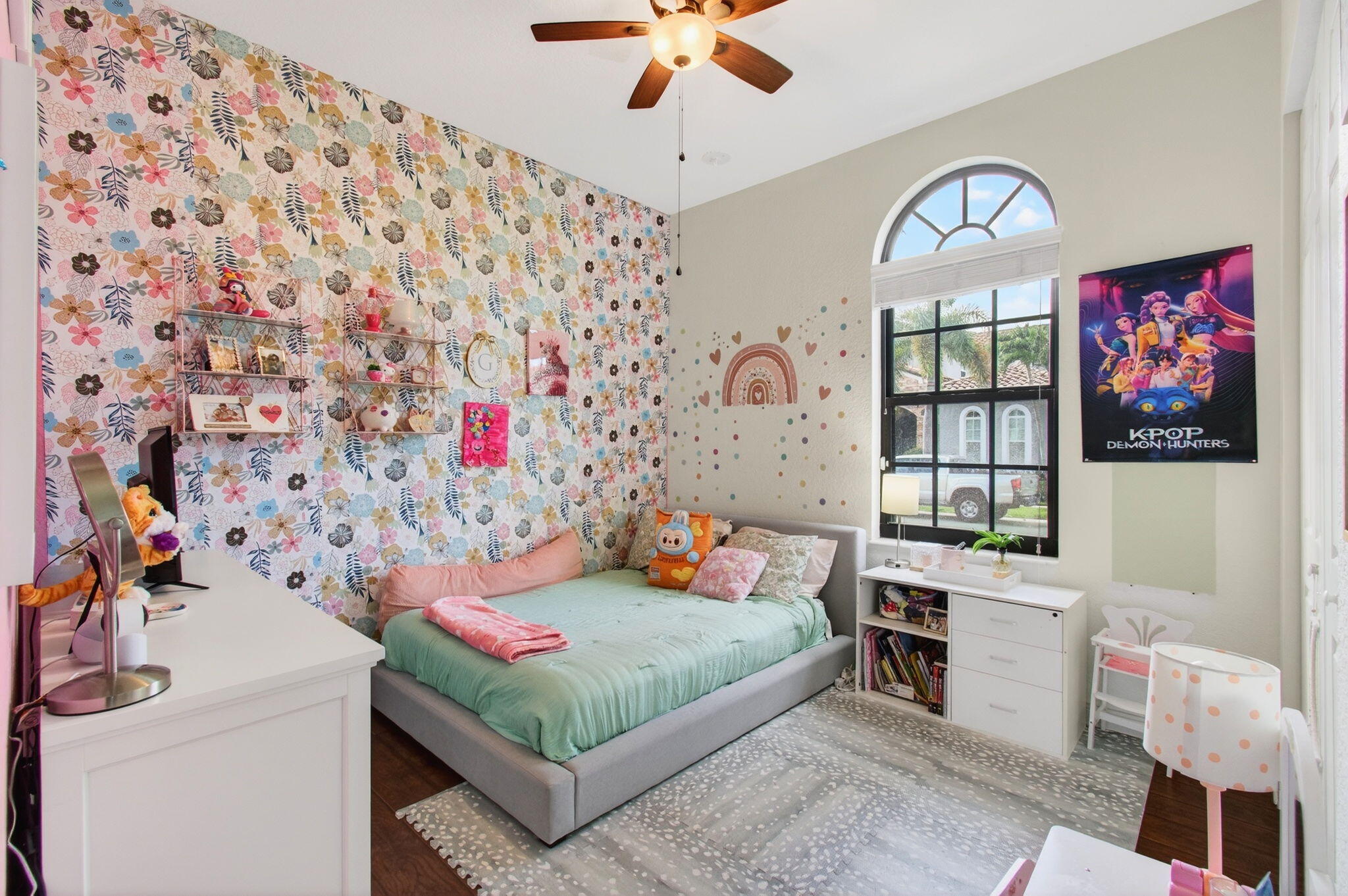 JONATHANS CREEK - Residential