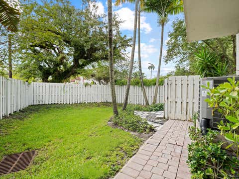 Tiny photo for 1101 Waverly Road, Fort Lauderdale, FL 33312 (MLS # B26053344)