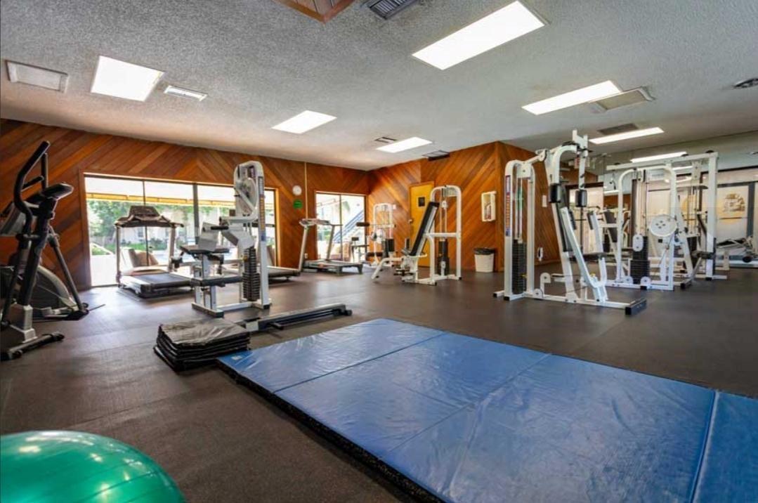 EMBARCADERO CONDO - Residential