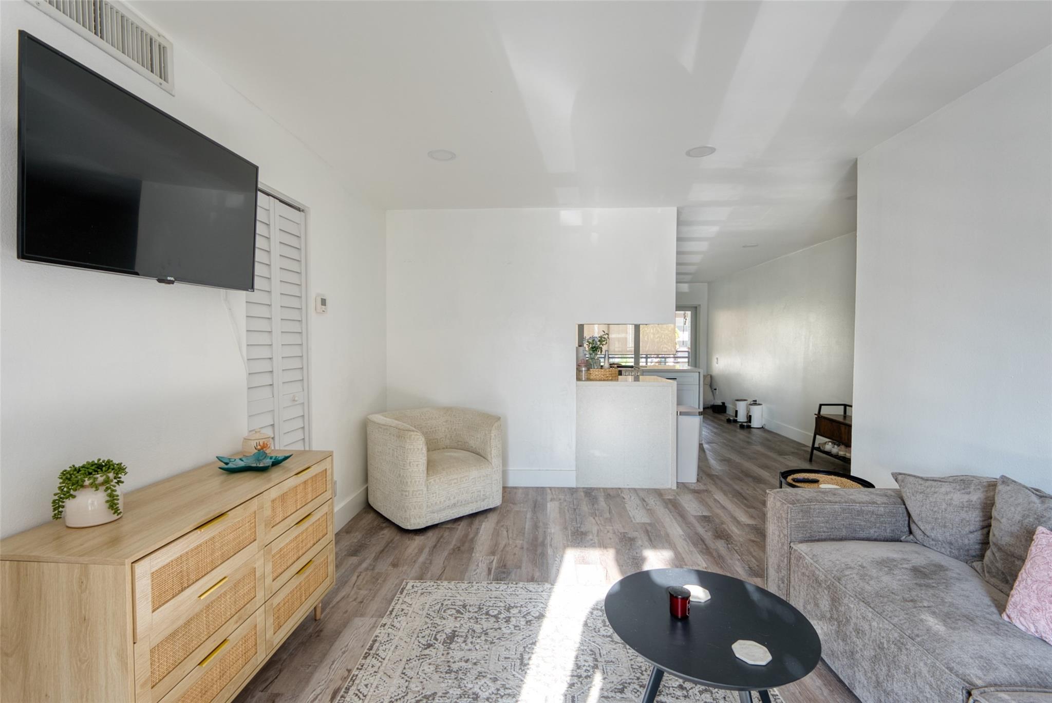 EMBARCADERO CONDO - Residential