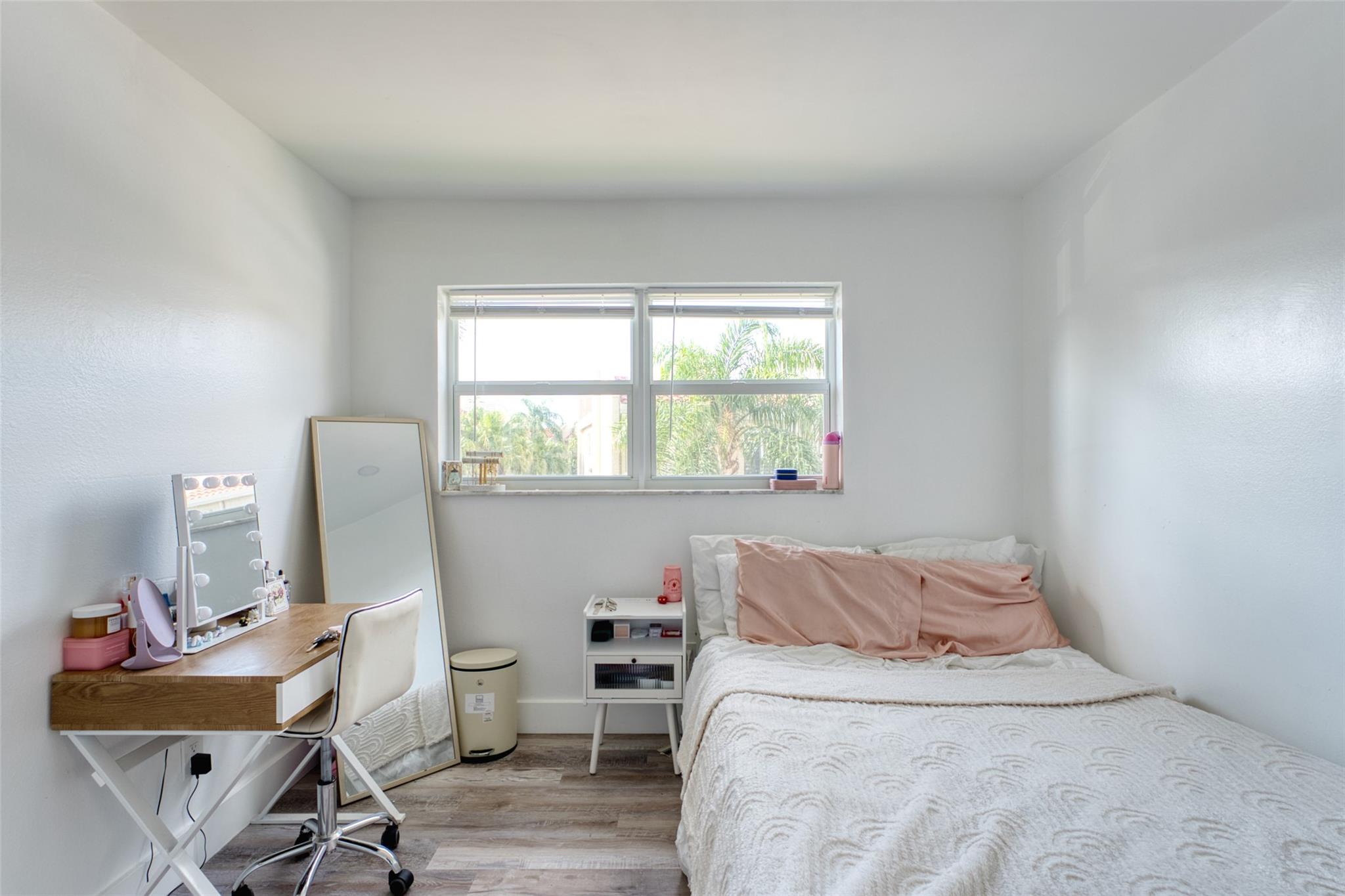 EMBARCADERO CONDO - Residential