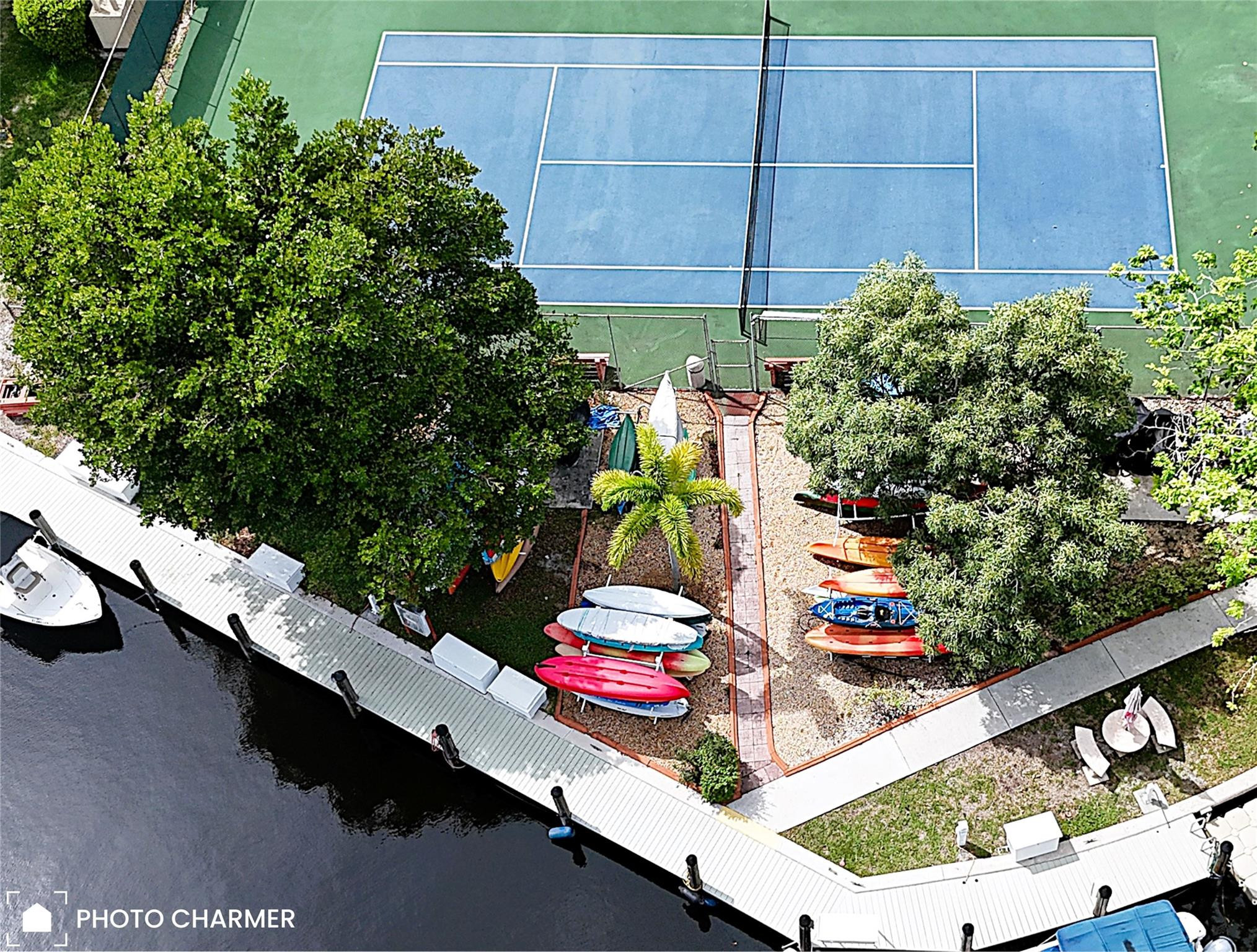 River Reach Condominium - Residential