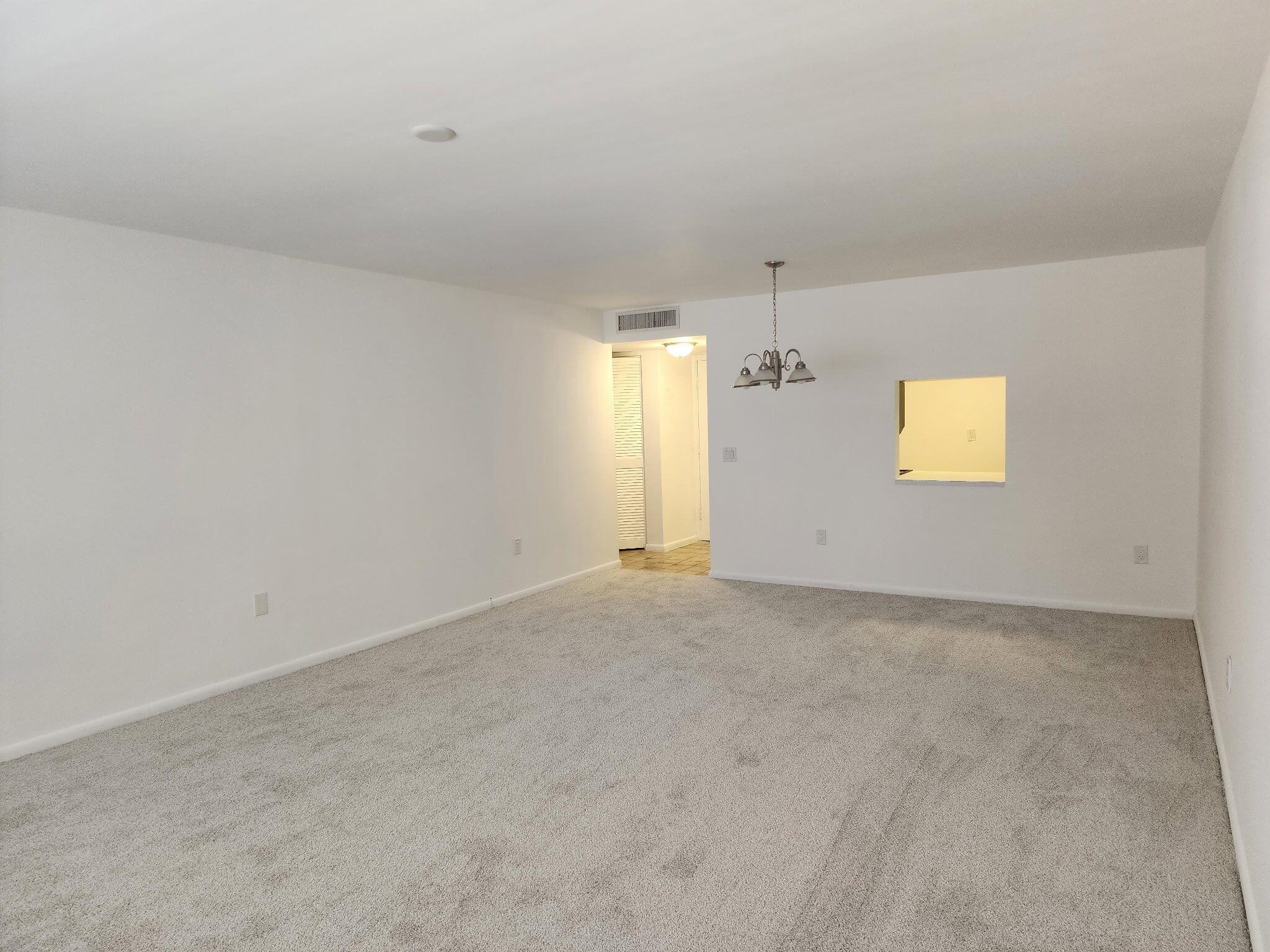 1516 S Lakeside Drive 305
