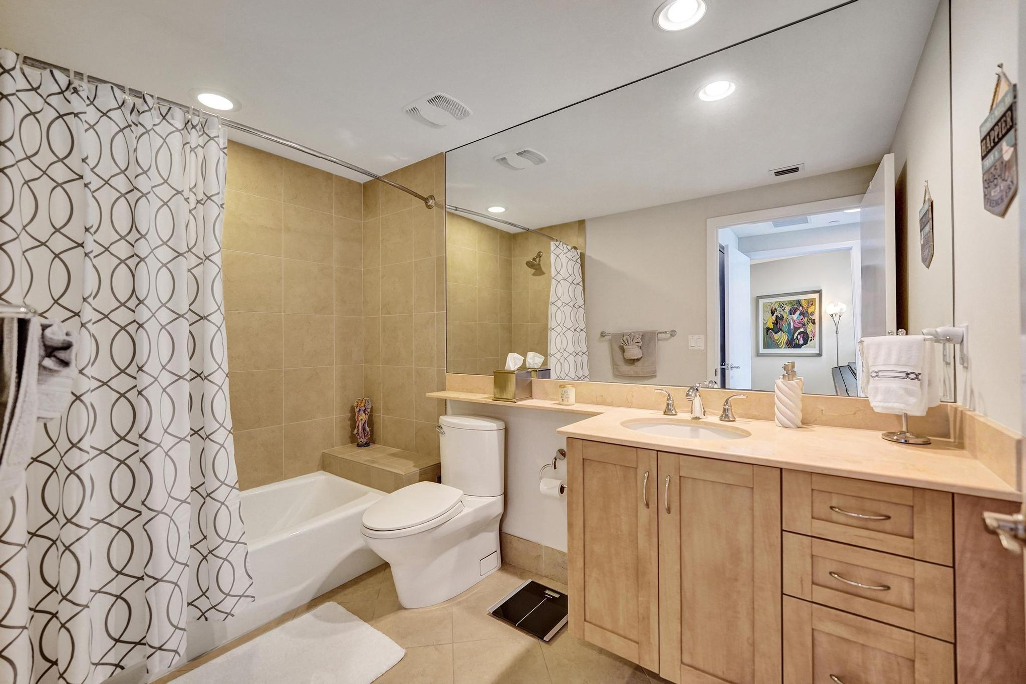 Sapphire Condominiums - Residential