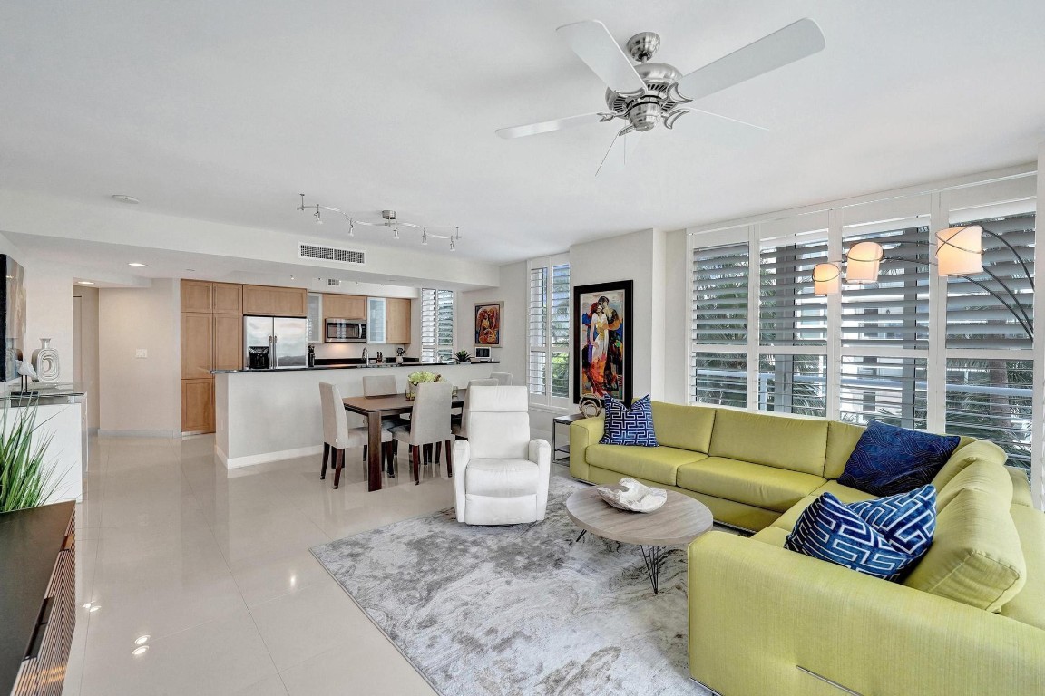 2831 N Ocean Boulevard 303N