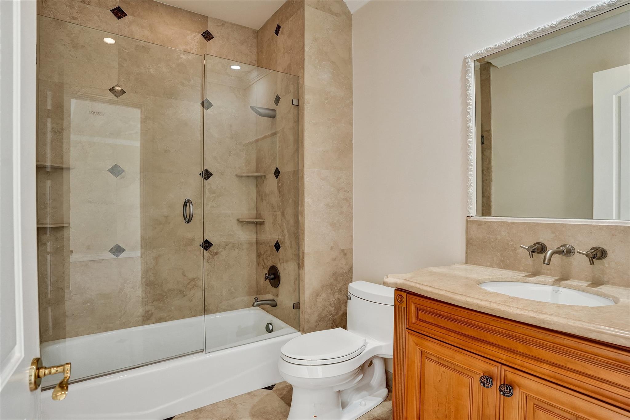 Coral Ridge Country Club - Residential Lease