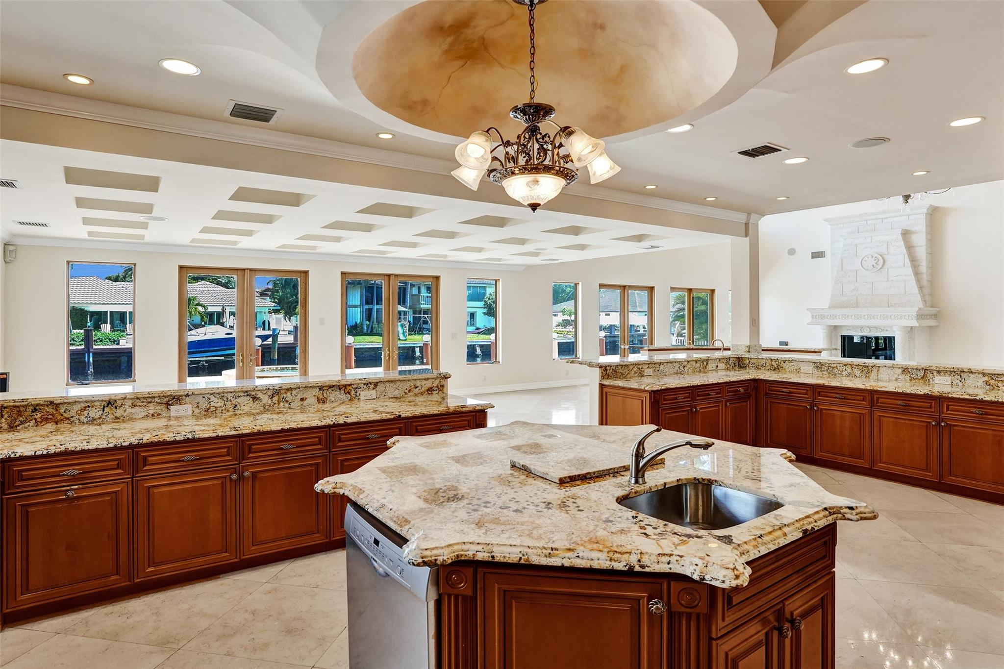 Coral Ridge Country Club - Residential Lease