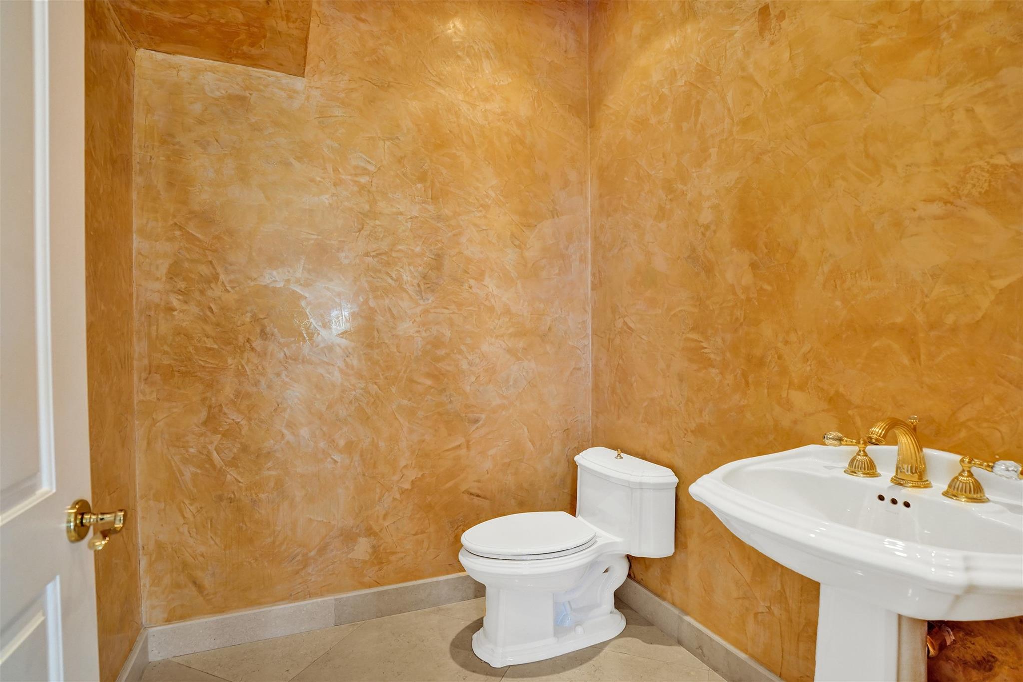 Coral Ridge Country Club - Residential Lease