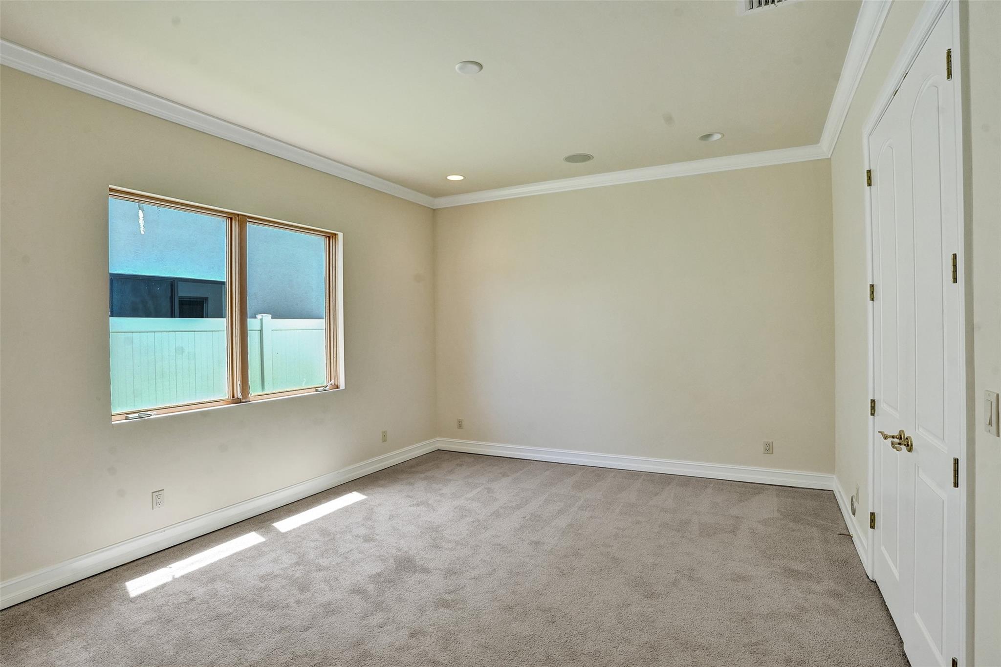 Coral Ridge Country Club - Residential Lease