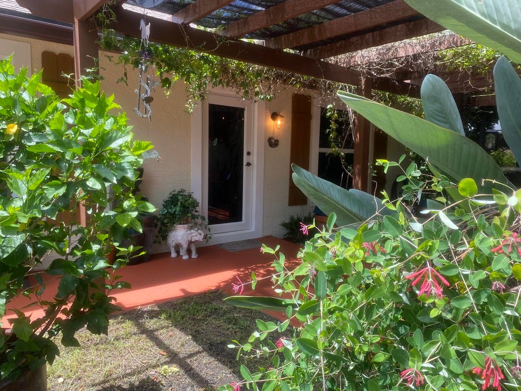 Photo of 17354 68th Street N, Loxahatchee, FL 33470 (MLS # B26061758)
