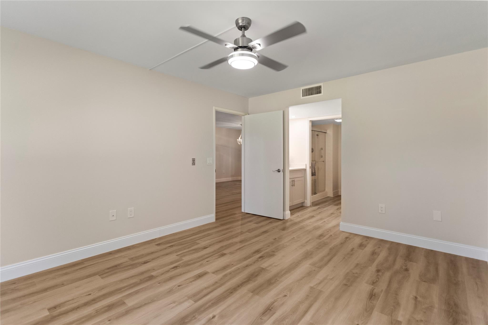 IVANHOE EAST - Residential
