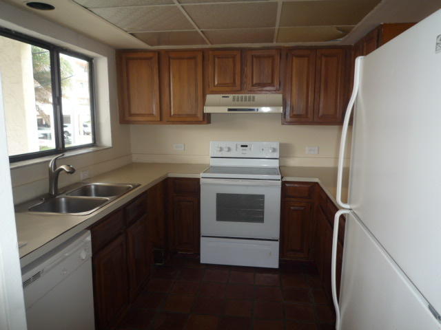 HOLLYWOOD BEACH - Residential