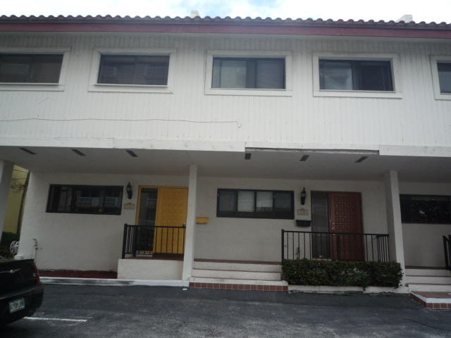 HOLLYWOOD BEACH - Residential