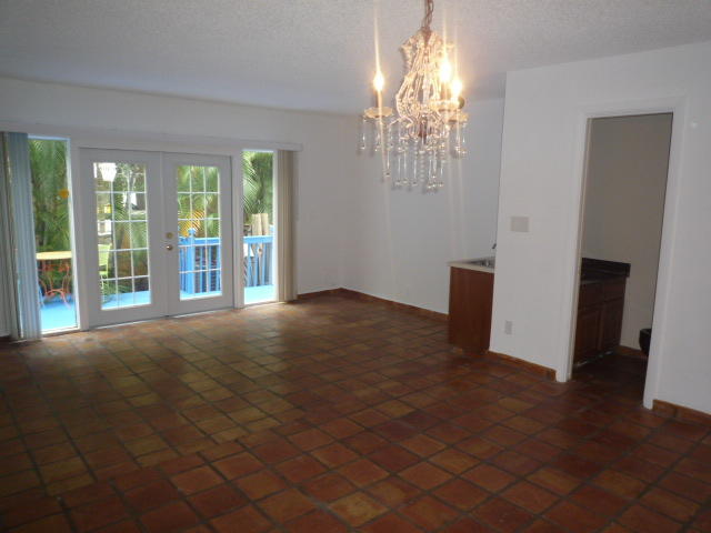 HOLLYWOOD BEACH - Residential