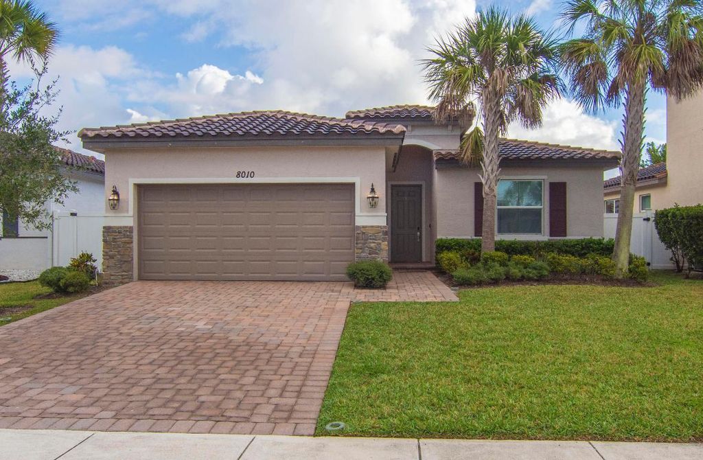 Photo of 8010 NW Greenbank Circle, Port Saint Lucie, FL 34987 (MLS # R11147180)