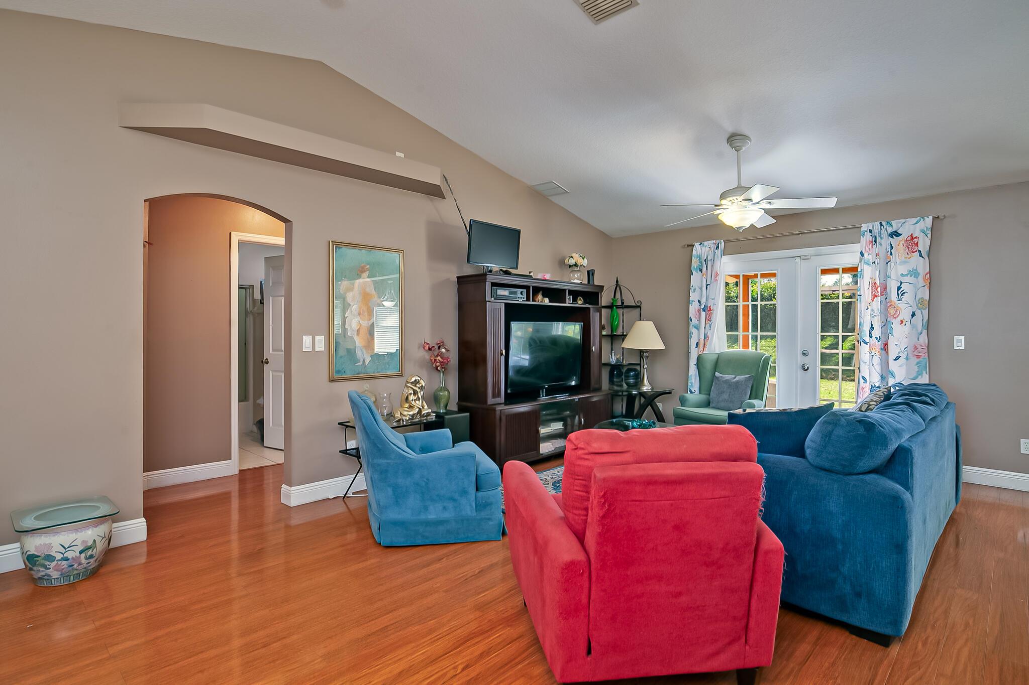 PORT ST LUCIE SECTION 4 - Residential