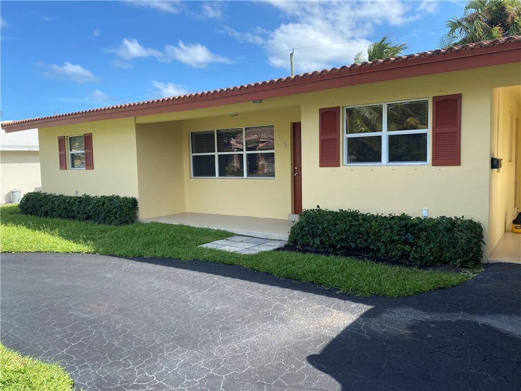 836 NE 4th Ct