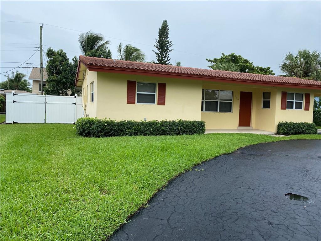 836 NE 4th Ct